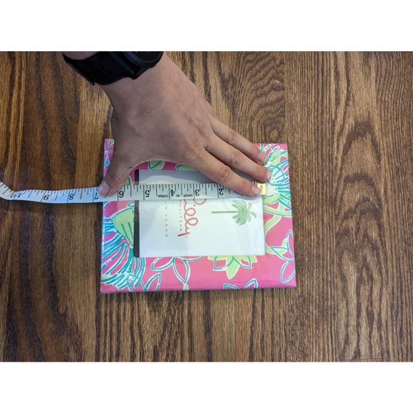 New Lilly Pulitzer Pink and Green Tabletop Fabric 6x4 Frame - Picture 6 of 6